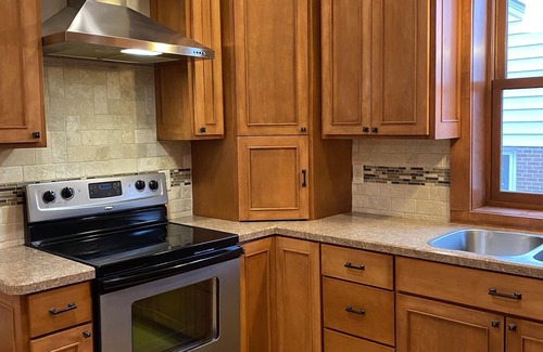 New Ulm Casa | Holiday Haus in Historic New Ulm - sleeps 8+