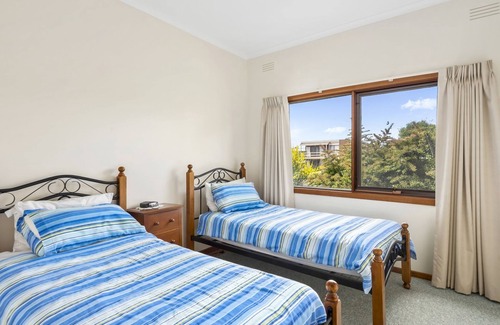 Portarlington Casa | Holiday Heaven - Located beautifully on an elevated road with lovely views