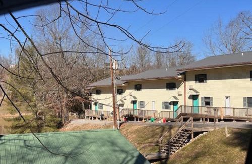 Eddyville Otro | Holiday Hills Resort