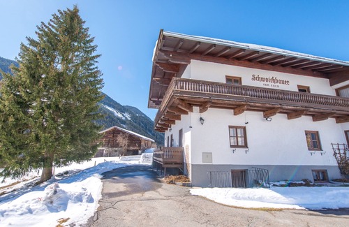 Vorderglemm Casa | Holiday home 200 m from the piste