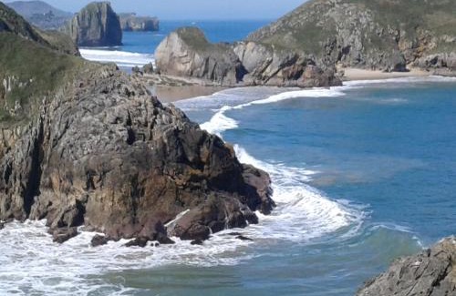 Villaverde de Pontones Casa | Holiday Home near Santander Beach, cleaning included