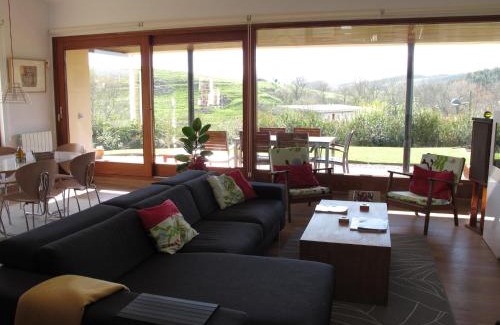 Villaverde de Pontones Casa | Holiday Home near Santander Beach, cleaning included