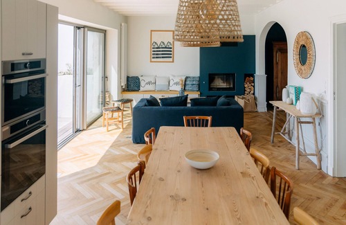 Finistere Casa | Casa de vacaciones 'La Perle' con vistas al mar y bañera de hidromasaje