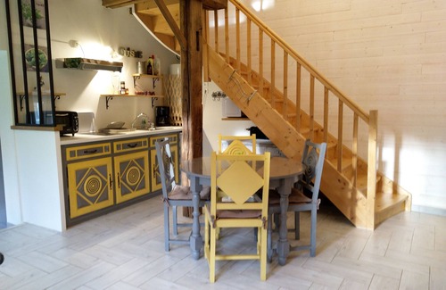 Saint-Aubin-des-Bois Casa | Holiday home at a mill near the bay of Mont-Saint-Michel (Normandy).