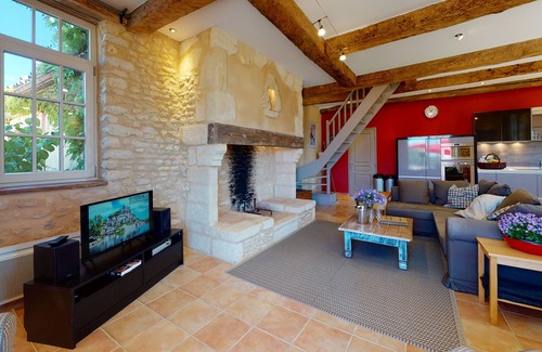 Sainte-Foy-de-Longas Casa | Casa de vacaciones "Le Cordier" con jardín privado y Wi-Fi