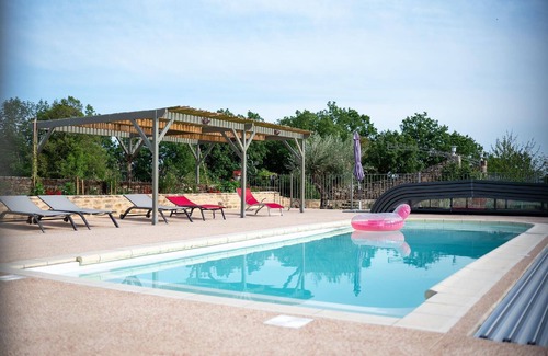Saint-Antonin Noble Val Casa | Casa de vacaciones St Antonin Noble Val para 1 - 23 personas con 10 dormitorios - Casa de vacaciones