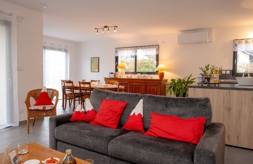 La Rochette Casa | Casa de vacaciones 'Les Chaudannes' con vistas a la montaña, Wi-Fi y aire acondicionado