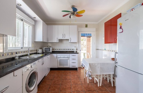 Canillas de Albaida Casa | Casa de vacaciones 'Casa Flamenca' con vistas a la montaña, Wi-Fi y aire acondicionado