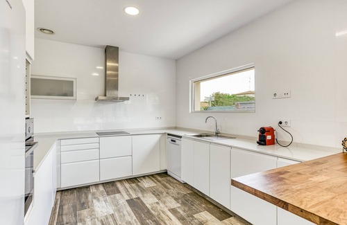 Sant Pere Pescador Casa | Casa de vacaciones 'Sant Pere' con piscina privada, terraza privada y Wi-Fi