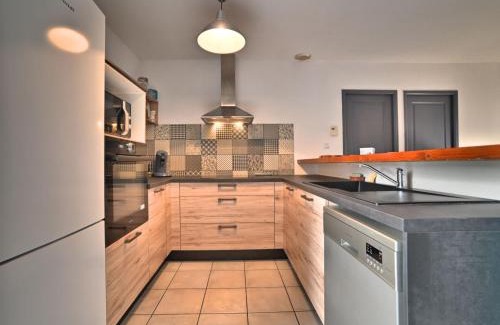 Saint-Pierre-d'Oleron Casa | Holiday Home Montcalm by Interhome