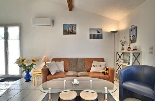 La Cotiniere Casa | Holiday Home Le Pêcheur by Interhome