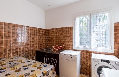 Santa-Lucia-di-Moriani Casa | Holiday Home Dami I-1 by Interhome