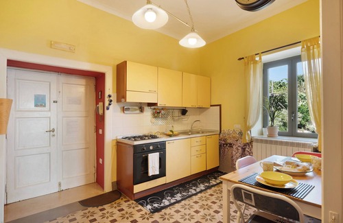 Colli di Fontanelle Casa | Casa de vacaciones "Li Galli" con vistas al mar, jardín y Wi-Fi