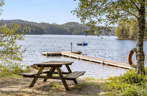 Angasjo Casa | Holiday Home Ängasjö Ekbacken by Interhome