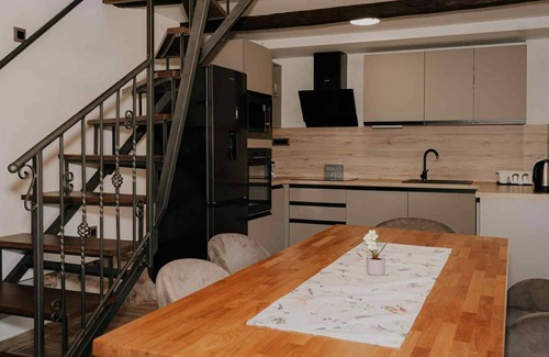Ribnik Casa | Holiday Home Šapat Šume