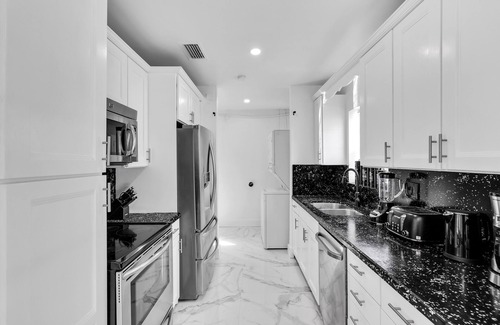 Driftwood Casa | Holiday Home 4BR Private Pool near HardRock Casino