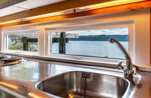 Sipplingen Casa | Casa de vacaciones "Adlerhorst Über Dem Bodensee" con vista panorámica y terraza