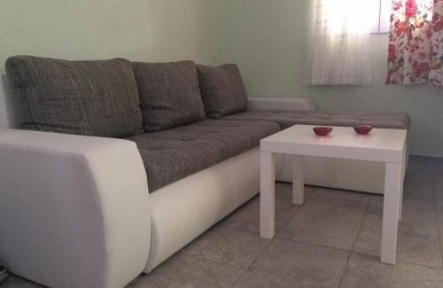 Sutomore Casa | Holiday Home Aksentijevic