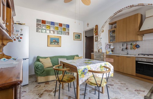 Ficarazzi Casa | Casa de vacaciones 'Al Castello' con terraza privada, Wi-Fi y aire acondicionado