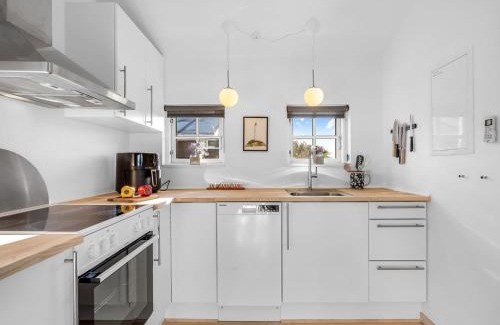 Nørre Lyngvig Casa | Holiday Home Albertina - 300m to the fjord by Interhome