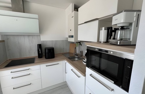 Hage Casa | Holiday Home 'Am See' with Private Garden and Wi-Fi