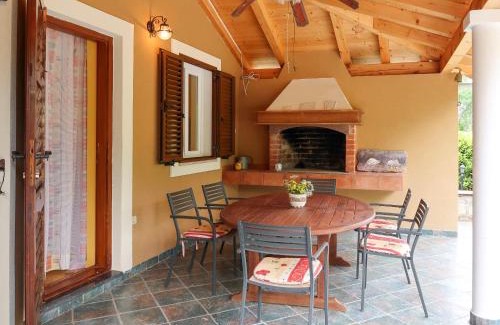 Drinovci Casa | Holiday Home Ana by Interhome