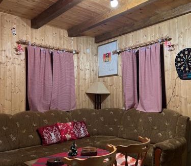 Bribir Chalet De Esquí | Holiday Home Asja Lukovo Bribir