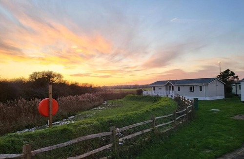 St Leonards-On-Sea Casa | Holiday Home at Combe Haven, St Leonards, Hastings