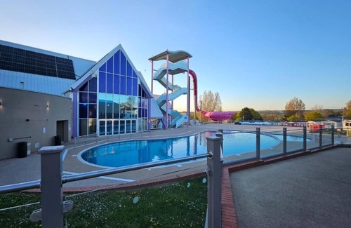 St Leonards-On-Sea Casa | Holiday Home at Combe Haven, St Leonards, Hastings
