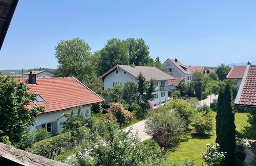 Chieming Casa | Holiday Home at the Chiemsee - 10 minutes walk to the lake
