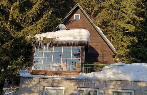 Harrachov Casa | Casa vacacional en el bosque con veranda