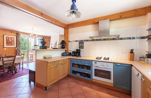 Castet Casa | Casa de vacaciones 'Au Pied Du Pic Du Midi' con vistas a la montaña, terraza y jardín privado