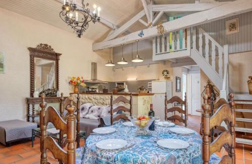 Gaillan-en-Medoc Casa | Holiday Home Babelle by Interhome