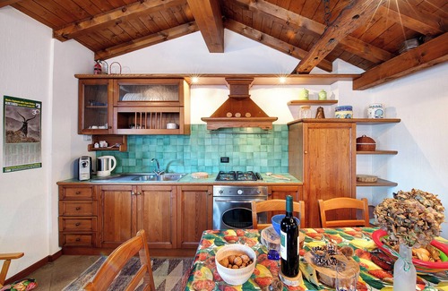 Paglio Casa | Casa de vacaciones "Baita Margherita" con vistas a la montaña y terraza privada