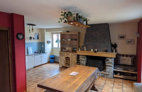 Artalens-Souin Casa | Holiday Home 'Baou' with Mountain View, Private Terrace and Wi-Fi