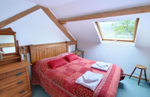 Rhayader Casa | Holiday Home Barnaby
