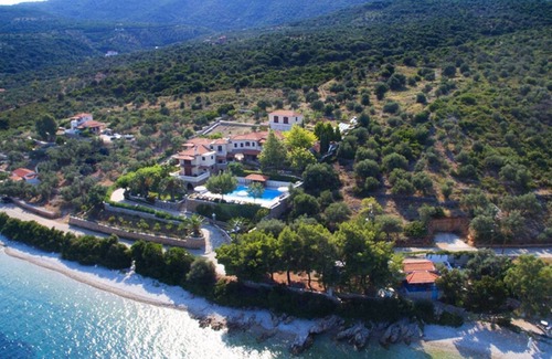 Nimfea Casa | Casa de vacaciones 'Beach Villa Alonissos Para 2 Personas' con piscina, Wi-Fi y aire acondicionado