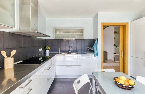Llafranc Casa | Casa de vacaciones 'Blueview' con vistas al mar, chimenea y bañera de hidromasaje