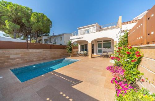 L'Escala Villa | Holiday Home Bruna