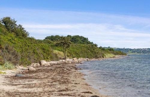 Femmøller Casa | Holiday Home Bryngeir - 25m from the sea by Interhome