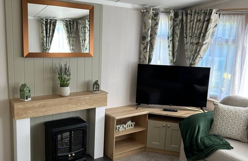 Knaresborough Casa | Holiday Home by the river Nidd 8