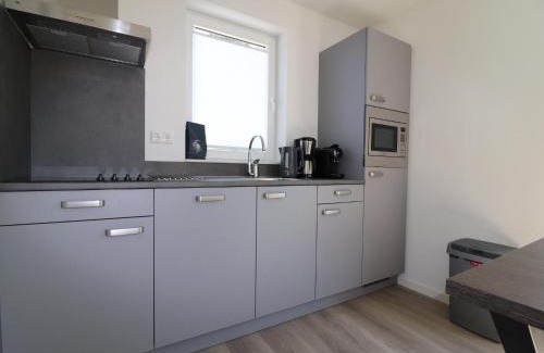 Municipality of Nissewaard Casa | Holiday Home by Lake Beach Simonshaven