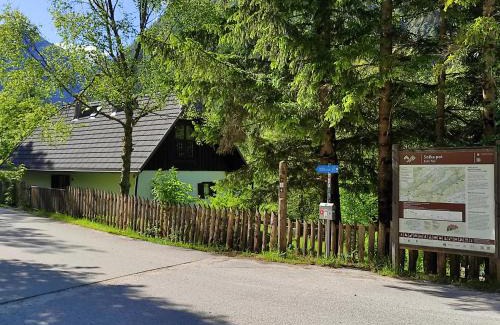 Bovec Casa | Holiday home by the emerald river