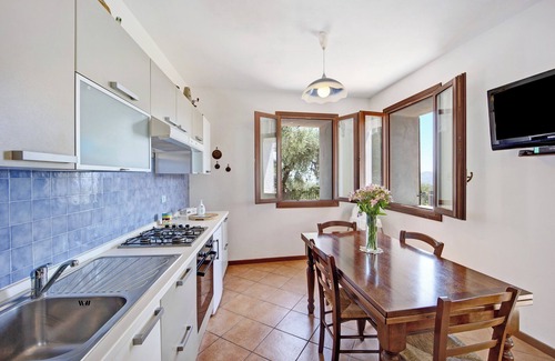 Lavina Casa | Casa de vacaciones Casale Filiberto Golfo con vistas al mar, jardín y Wi-Fi
