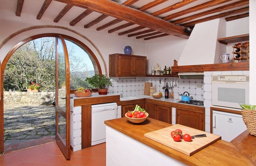 Panzano in Chianti Casa | Casa de vacaciones 'Chianti Loft' con vistas a la montaña, Wi-Fi y aire acondicionado