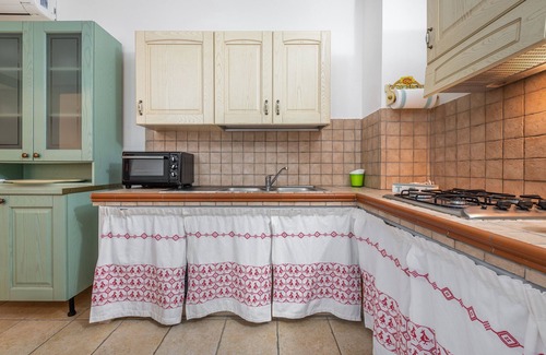 Sant'Anna Arresi Casa | Casa de vacaciones "Casa Vacanza de Dinu" con Wi-Fi, terrazas y jardín