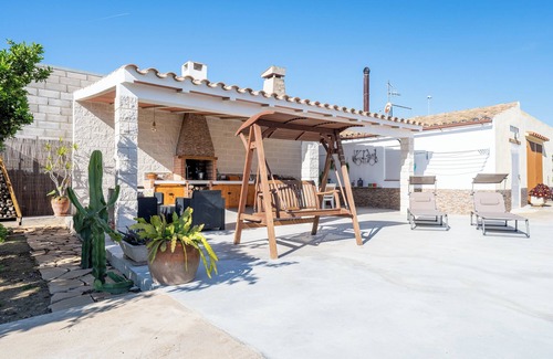 Deltebre Casa | Casa de vacaciones 'Ca L'Agulla' con piscina privada, Wi-Fi y aire acondicionado