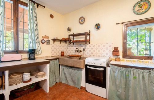 Sencelles Casa | Casa de vacaciones 'Ca'n Brusquer' con vistas a la montaña, piscina privada y Wi-Fi