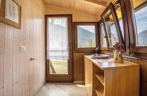 Pur Casa | Casa de vacaciones "Camilla" con vistas al lago, jardín y Wi-Fi