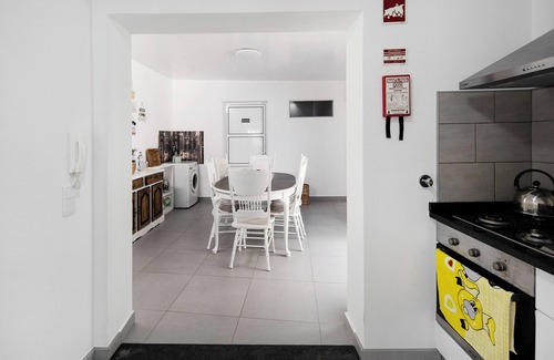 Porto Judeu Casa | Casa de vacaciones 'Caminho Da Esperança' con jardín privado y Wi-Fi
